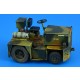 1/32 United Tractor G40C Tow Tractor (LPG)