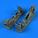 1/32 Soviet Mikoyan-Gurevich MiG-21 UM Pilot & Trainer Pilot w/Ejection Seat for Trumpeter kits