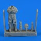 1/48 WWII Soviet Woman Pilot with Parachute (1 Pilot)