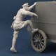 1/35 Canadian Motor MG Brigade Crewman Getting In