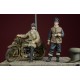 1/35 Royal Navy Set 1939-1945 (2 Figures: WRNS Dispatch Rider & Royal Navy Officer)