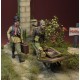 1/35 Soviet Plunderers Europe 1944-46 (2 figures)
