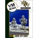1/35 JGSDF AFV Crew (2 figures)