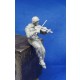 1/35 IDF Soldier Playing Violon