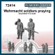 1/72 Wehrmacht Soldiers Praying