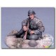 1/35 WWII German Infantry at Rest with Base