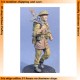 1/35 UK Soldier Walking with Bren Machine Gun over Shoulder (1 figure)