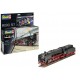 1/87 Schnellzuglokomotive BR01 and Tender 2'2'T32 Model Set (kit, glue, brush, paints)