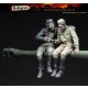 1/35 Red Army Tankers at Rest 1943-1945 (2 figures)