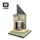 1/35 Street Corner with Waterpump Normandy (15.5 x 15.5cm)